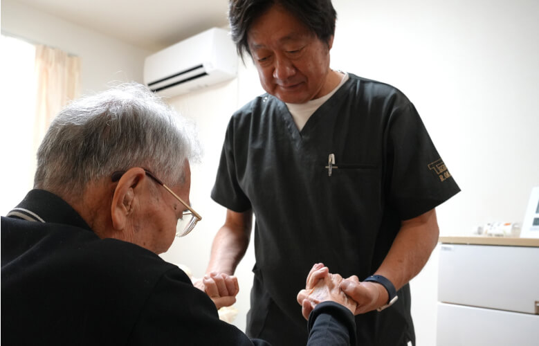 脳神経内科医による
訪問診療
