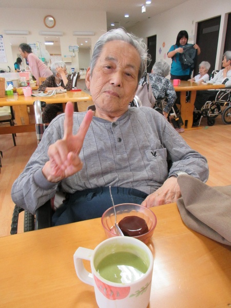 お茶会 !