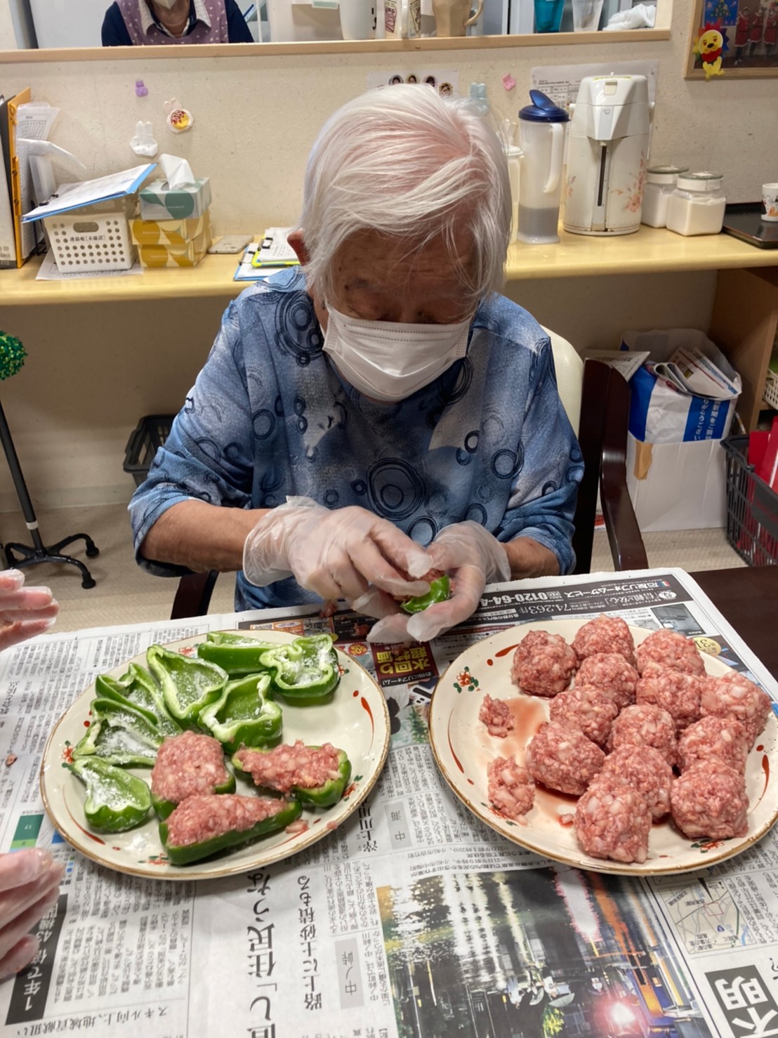 ピーマンの肉詰め＆アイスパフェ🍨