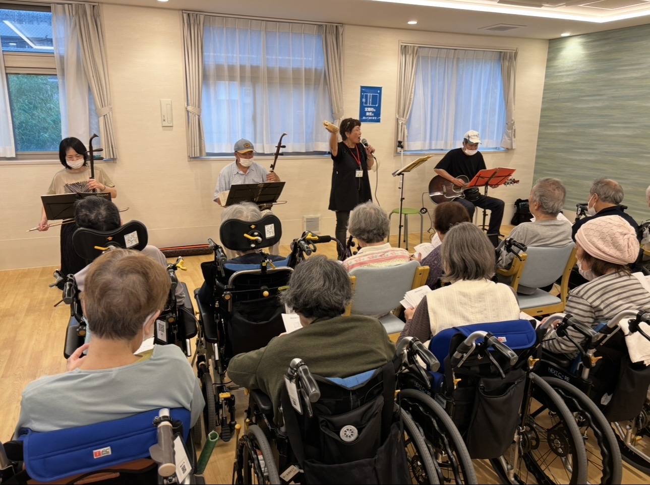 【PDハウス足立】♬演奏会で楽しいひととき♬